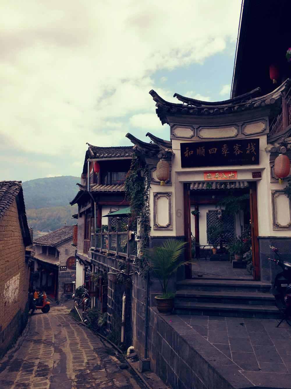 救援蓝色小兔